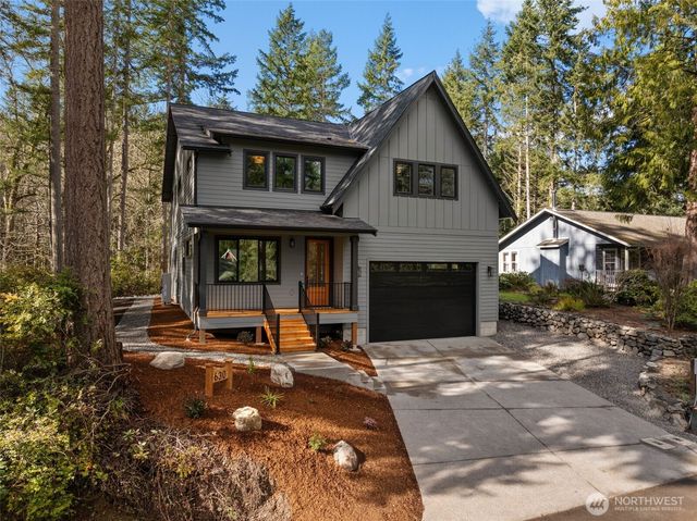 630 8th Avenue, Fox Island, WA 98333