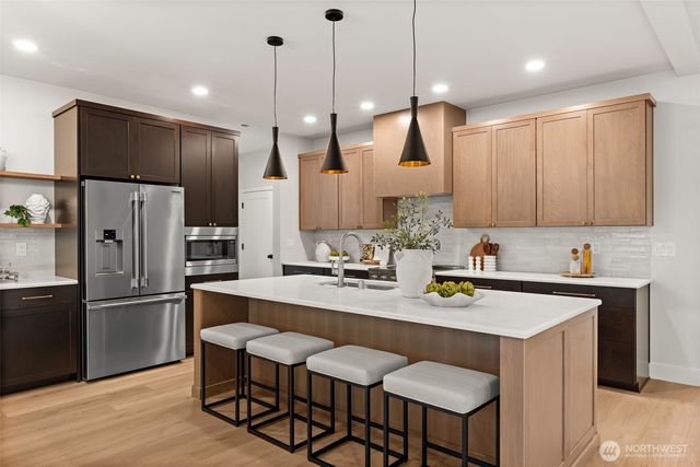 630 8th Avenue, Fox Island, WA 98333