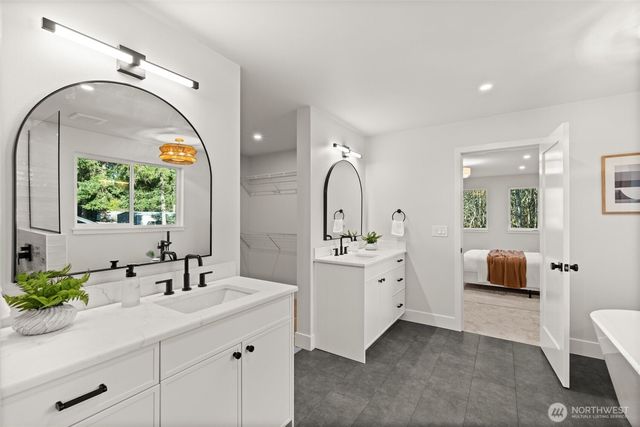 630 8th Avenue, Fox Island, WA 98333