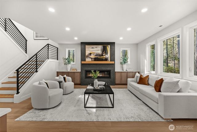 630 8th Avenue, Fox Island, WA 98333