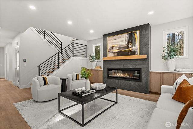 630 8th Avenue, Fox Island, WA 98333