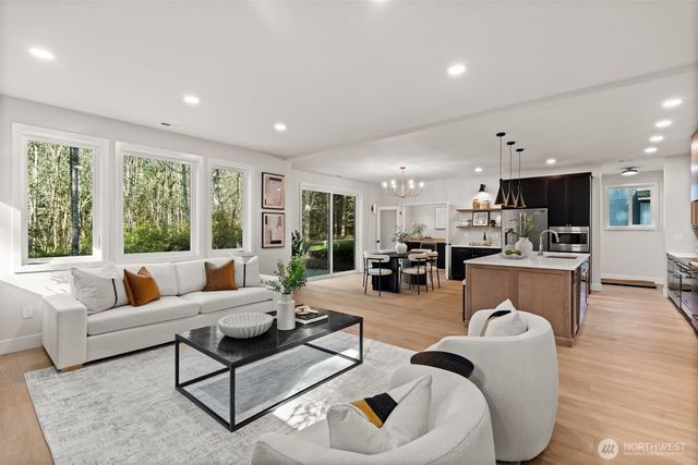 630 8th Avenue, Fox Island, WA 98333