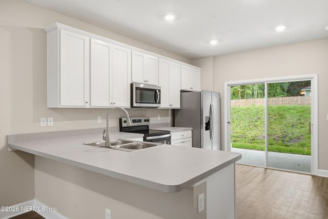 8763 SUSIE Street, Jacksonville, FL 32210