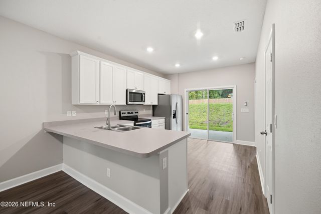 8763 SUSIE Street, Jacksonville, FL 32210