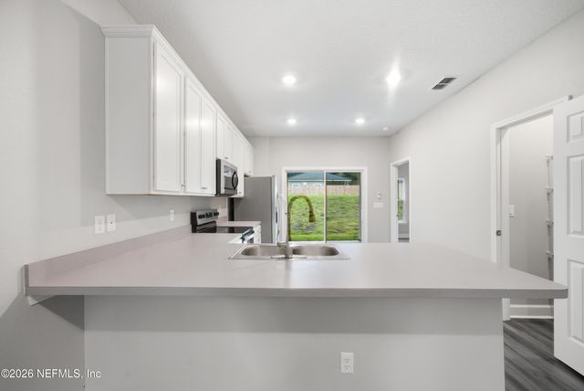 8763 SUSIE Street, Jacksonville, FL 32210