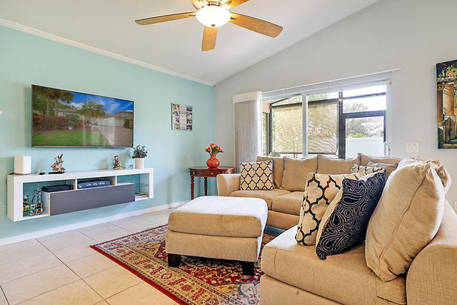 5028 Solar Point Drive, Greenacres, FL 33463
