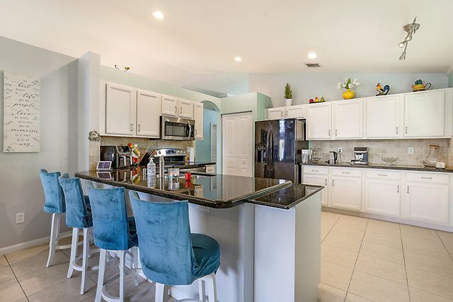 5028 Solar Point Drive, Greenacres, FL 33463