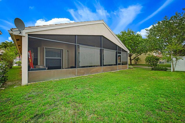 5028 Solar Point Drive, Greenacres, FL 33463