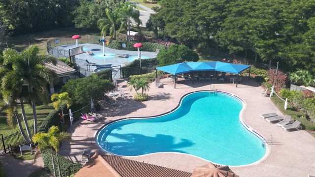 5028 Solar Point Drive, Greenacres, FL 33463
