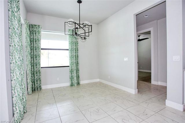 1521 SW 43rd LN, Cape Coral, FL 33914