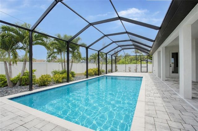 1521 SW 43rd LN, Cape Coral, FL 33914