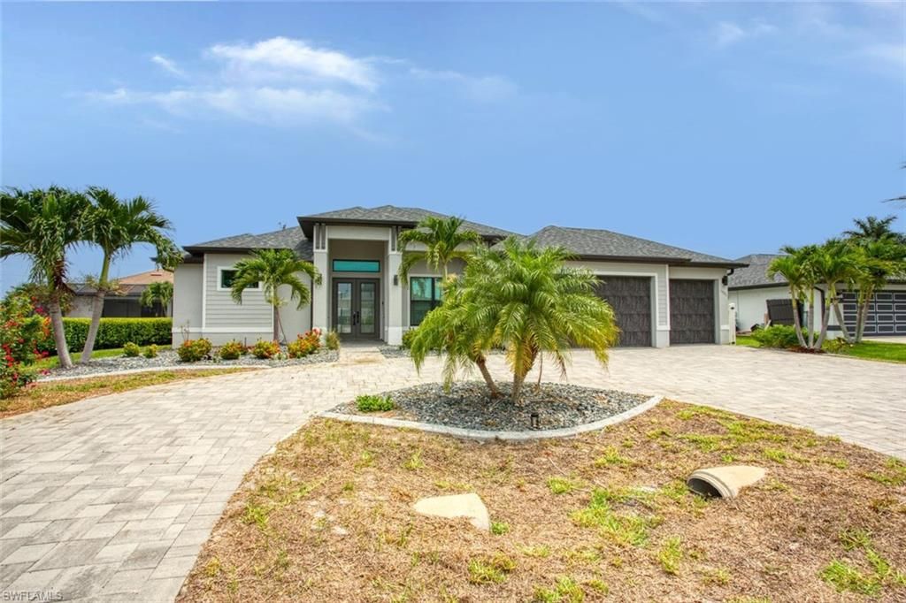 1521 SW 43rd LN, Cape Coral, FL 33914