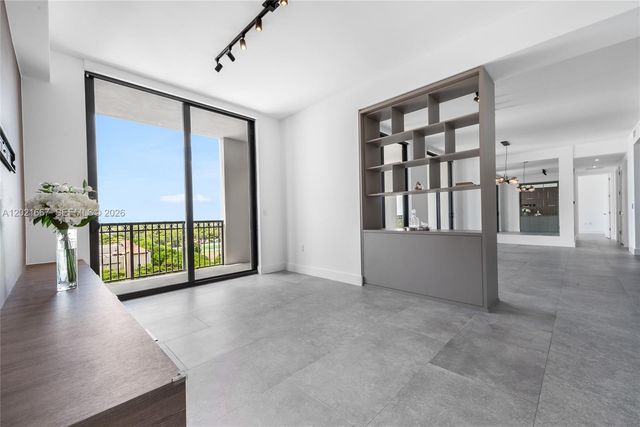 301 Altara Ave UPH1012, Coral Gables, FL 33146