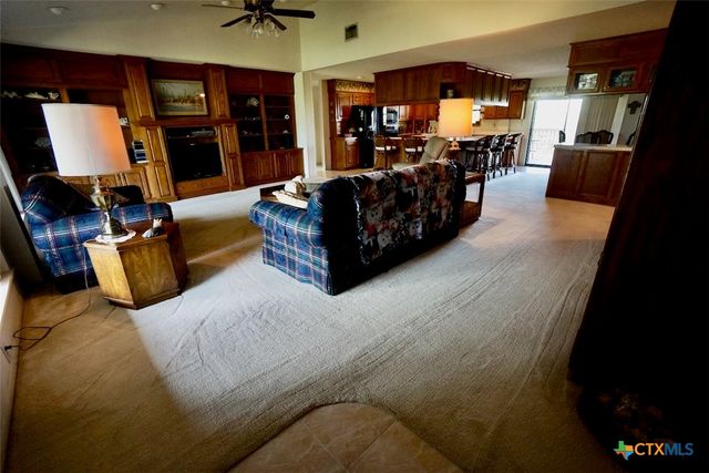 1401 Main Street, Port O'connor, TX 77982