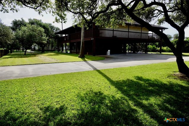 1401 Main Street, Port O'connor, TX 77982