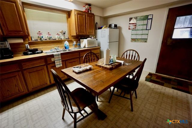 1401 Main Street, Port O'connor, TX 77982