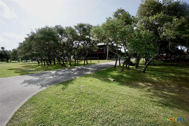 1401 Main Street, Port O'connor, TX 77982