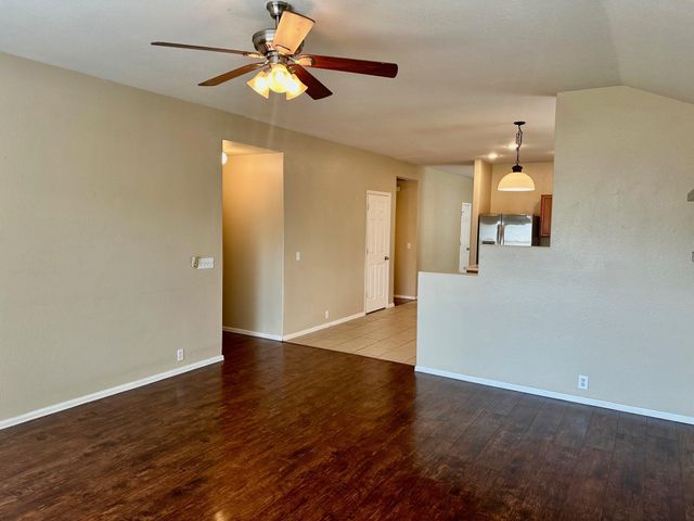 124 Spruce DR, Kyle, TX 78640