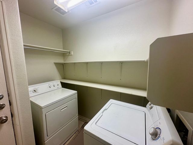 124 Spruce DR, Kyle, TX 78640