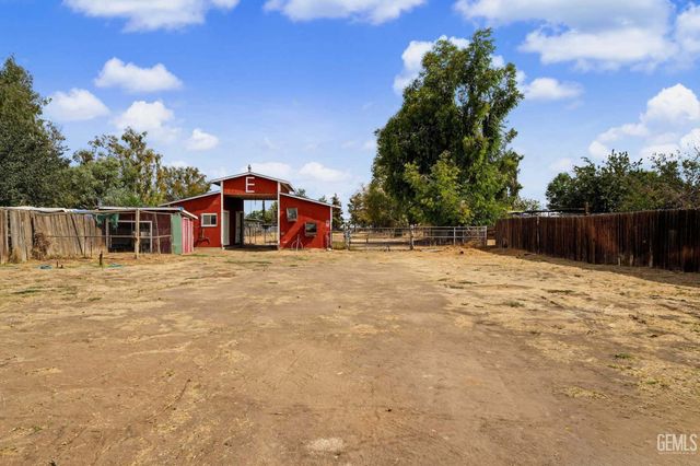 4910 Morro Drive, Bakersfield, CA 93307