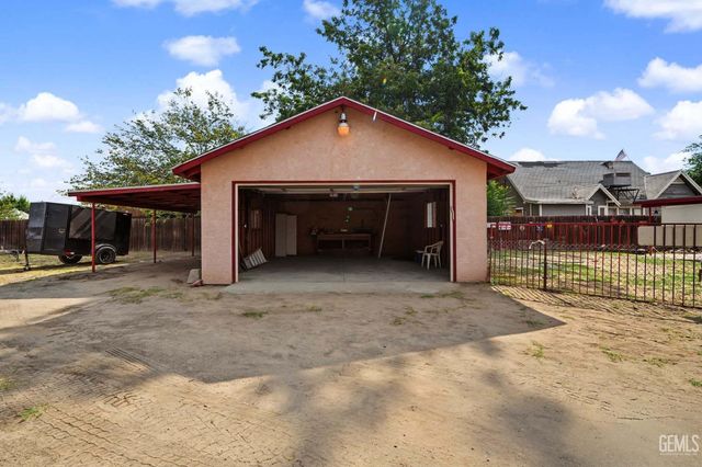 4910 Morro Drive, Bakersfield, CA 93307