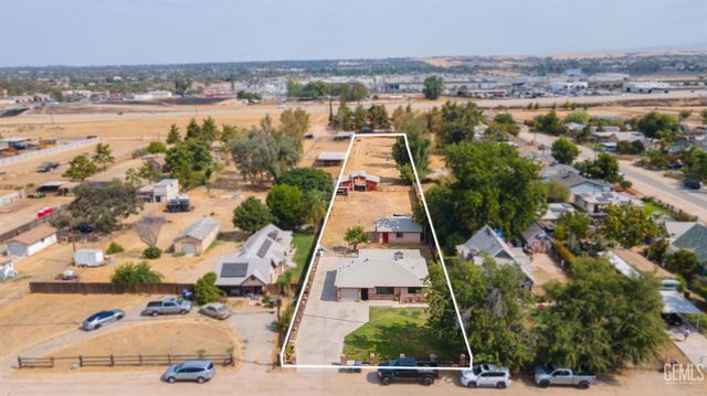 4910 Morro Drive, Bakersfield, CA 93307