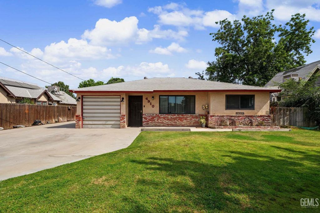 4910 Morro Drive, Bakersfield, CA 93307