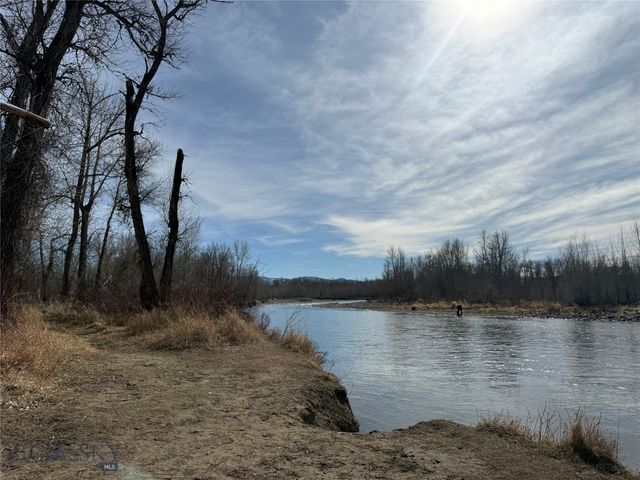 13 Boxcar Lane, Bozeman, MT 59718
