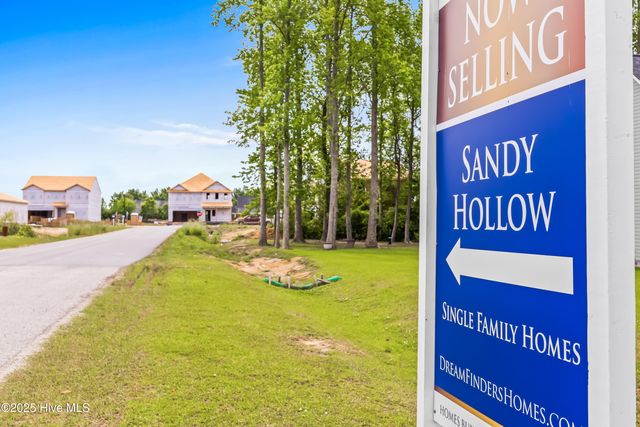 506 Sandy Hollow Drive, Jacksonville, NC 28540