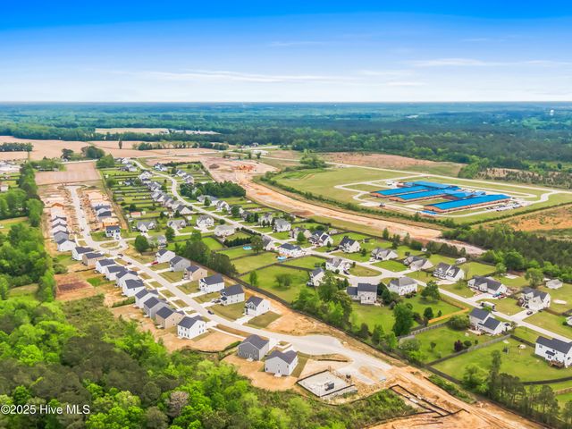 506 Sandy Hollow Drive, Jacksonville, NC 28540