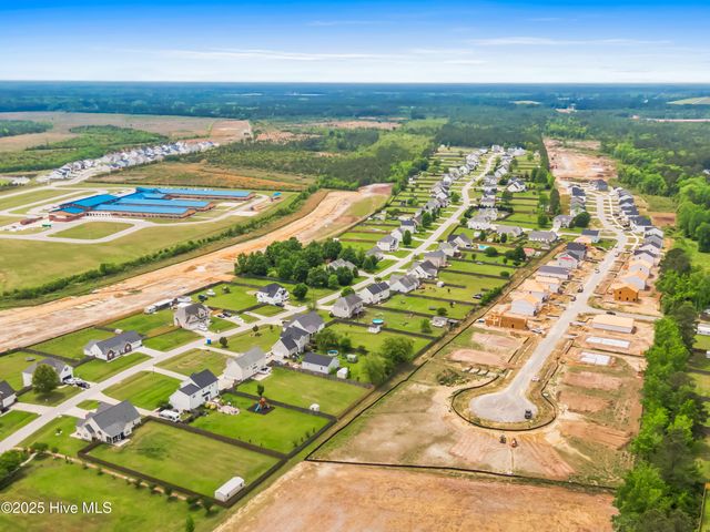 506 Sandy Hollow Drive, Jacksonville, NC 28540