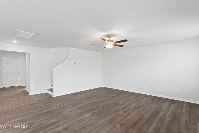 506 Sandy Hollow Drive, Jacksonville, NC 28540