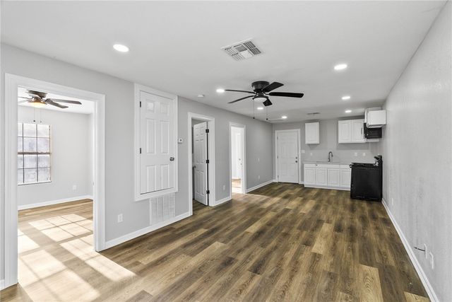 3127 Magnolia St, Corpus Christi, TX 78408