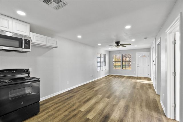 3127 Magnolia St, Corpus Christi, TX 78408