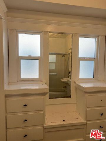1028 Broad Avenue, Los Angeles, CA 90744