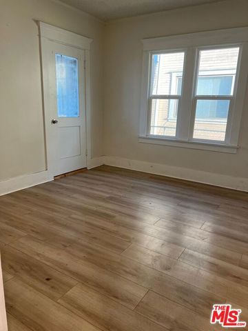 1028 Broad Avenue, Los Angeles, CA 90744
