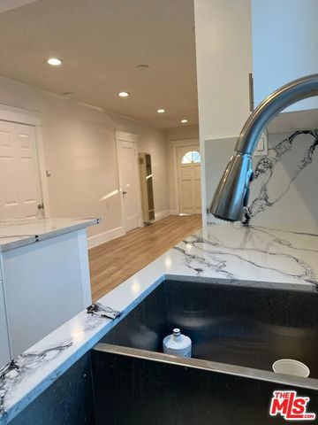 1028 Broad Avenue, Los Angeles, CA 90744