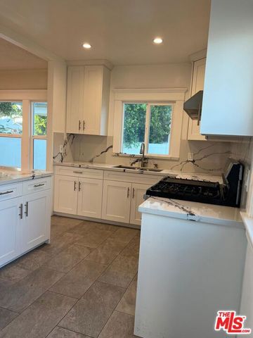 1028 Broad Avenue, Los Angeles, CA 90744
