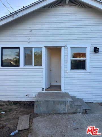1028 Broad Avenue, Los Angeles, CA 90744