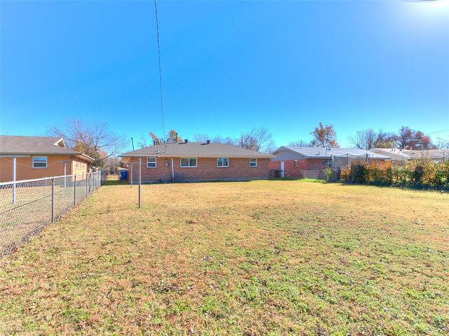 214 Thompson Drive, Norman, OK 73069