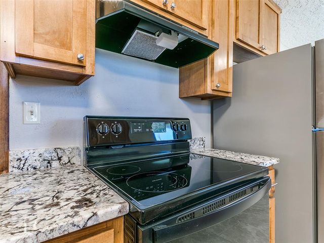 214 Thompson Drive, Norman, OK 73069