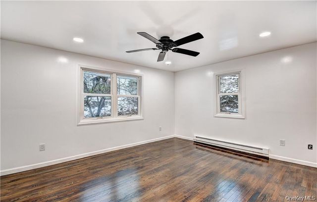 19 Lake Avenue, Monroe, NY 10950