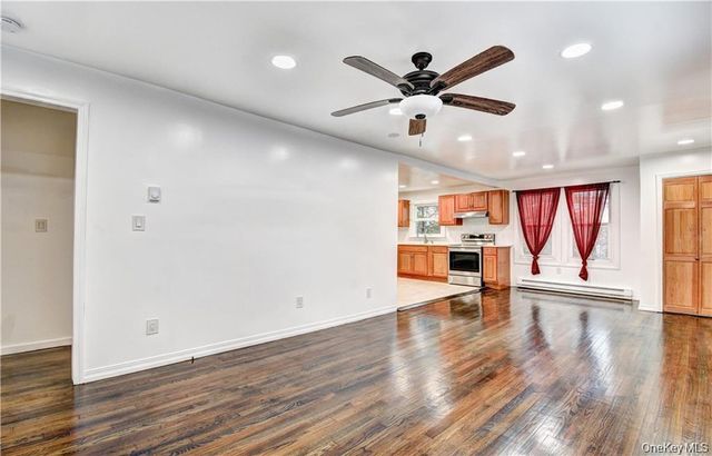 19 Lake Avenue, Monroe, NY 10950