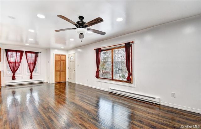 19 Lake Avenue, Monroe, NY 10950