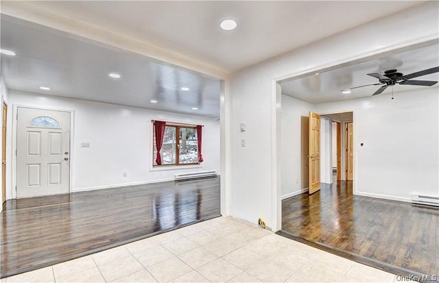 19 Lake Avenue, Monroe, NY 10950