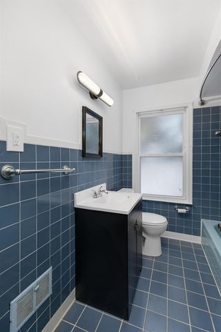 20496 Mark Twain Street, Detroit, MI 48235