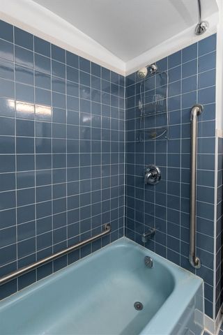 20496 Mark Twain Street, Detroit, MI 48235