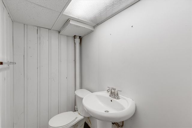 20496 Mark Twain Street, Detroit, MI 48235