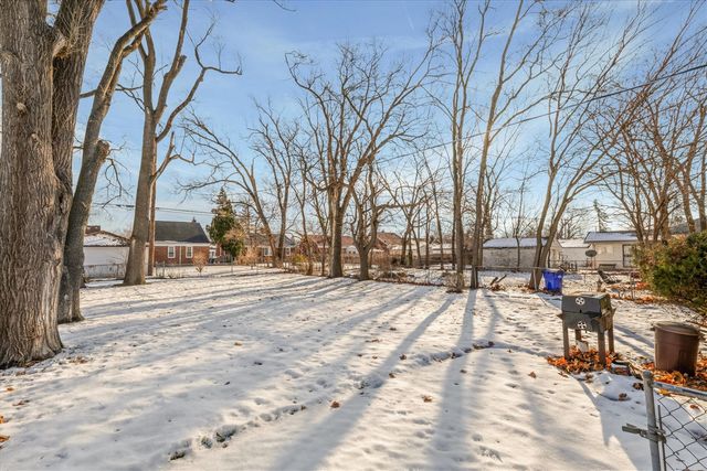 20496 Mark Twain Street, Detroit, MI 48235