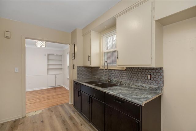 20496 Mark Twain Street, Detroit, MI 48235